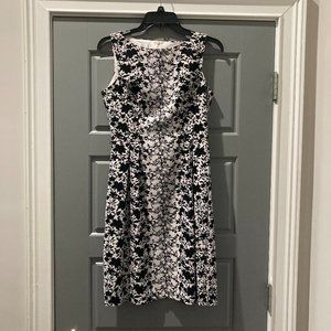 London Time Women 4 Black & White Floral Print Design Dress
